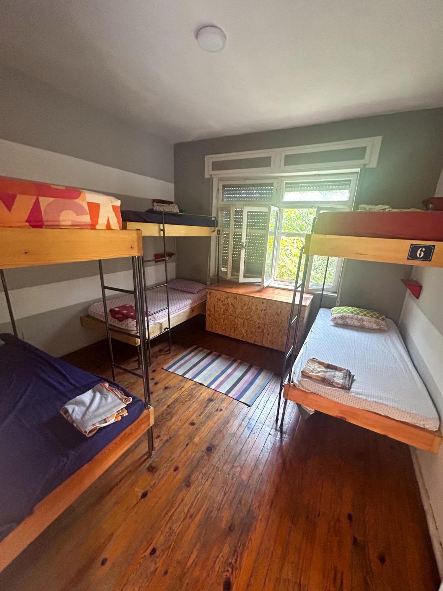 Milingona City Center Hostel Tirana Extérieur photo